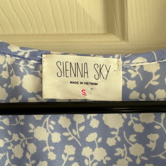 Blue Short Sleeve Blouse - Picture 3 of 3